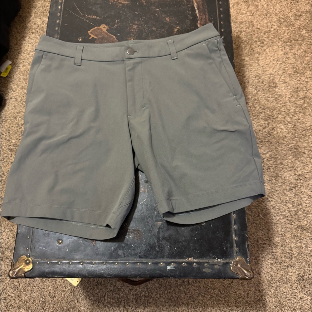 lululemon athletica Men's Slate Shorts